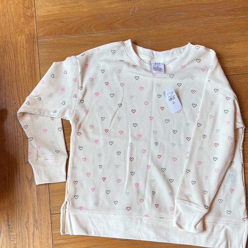 NWT Gap Thermal hearts print